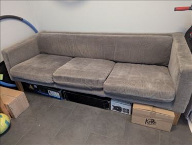 Abbildung: Ikea Sofa in gutem Zustand. Bezüge waschbar