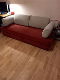 Abbildung: COUCH MIT SCHLAFFUNKTION