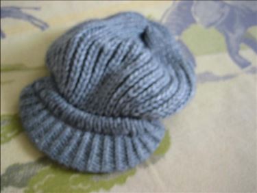 Abbildung: Wollmütze Made in Italy, einmal getragen, waschbar