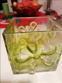 Abbildung: Kerzenglas grün H10xB10xT10 cm alt vintage guter Zustand 