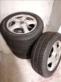 Abbildung: 4 Winterreifen auf Leichtmetallfelgen 195 / 60 R 50
