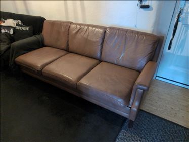 Abbildung: Leder Sofa zum verschenken 