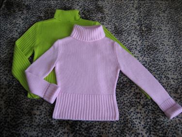 Abbildung: 2 Pullover Gr. 34, Galeria Kaufhof, Rosefarb. ungetragen