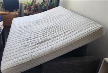 Abbildung: Matratze im gutem Zustand zum Verschenken