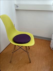 Abbildung: Tausche 3 Stühle