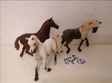 Abbildung: Pferde 2 Stück von schleich, freie Auswahl guten Zustand 