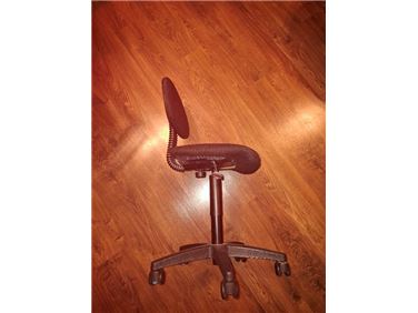 Abbildung: Kinderbürostuhl