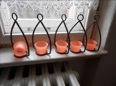 Abbildung: 5 Kerzenhalter