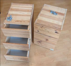 Abbildung: 2 IKEA IVAR Schubladenschränke mit 3 Schubladen