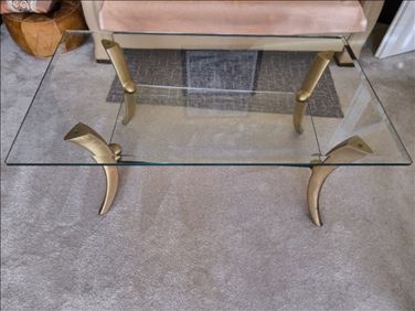 Abbildung: Kristallglascouchtisch 70x120 cm