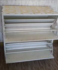 Abbildung: Schuhschrank