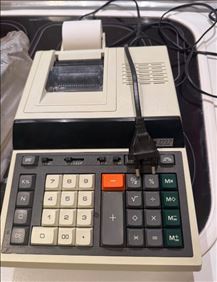 Abbildung: Elektrische Rechenmaschine