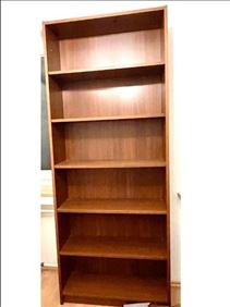 Abbildung: Bücherregal 200x80x40cm zu verschenken