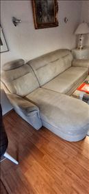 Abbildung: Couch mit Relexsessel 