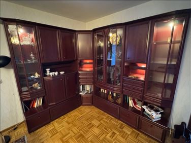 Abbildung: Mahagonischrank