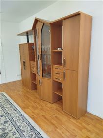 Abbildung: zeitlose, leicht demontierbare Schrankwand zu verschenken 