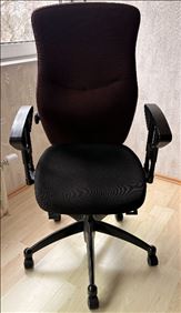 Abbildung: Ergonomischer Schreibtischstuhl