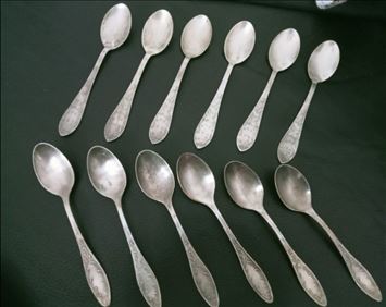 Abbildung: 2x6 Tee-/Kaffeelöffel Neusilber