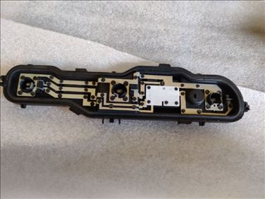 Abbildung: Blinkerplatine Dacia