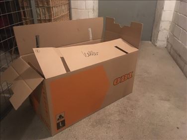 Abbildung: 5 Umzugskartons 