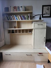 Abbildung: Schrank und Regal zu verschenken