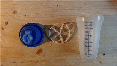 Abbildung: Shaker Tupperware 