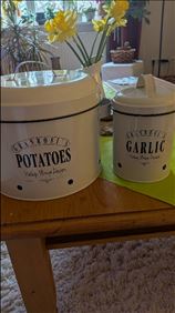 Abbildung: Gefässe für die Küche 