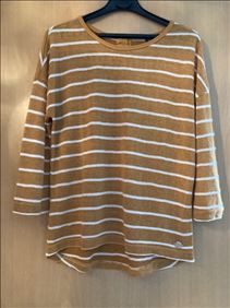 Abbildung: Eight 2nine Basis Ober Teil 