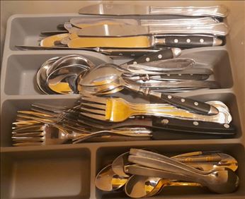 Abbildung: Ess-Besteck-Set