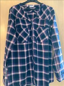 Abbildung: Karo Bluse Gr 44