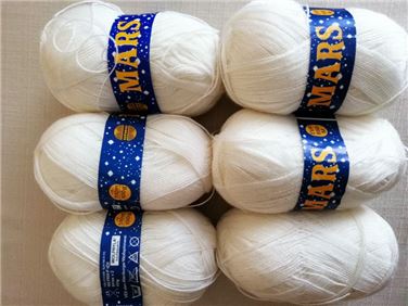 Abbildung: Strickgarn synthetisch