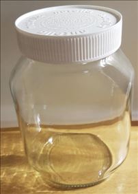 Abbildung: Leeres großes Nutella Glas für 1kg Inhalt