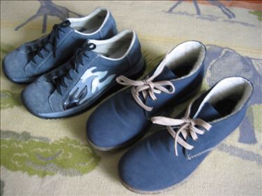 Abbildung: 2 Paar Knöchel-Schuhe Gr. 37 Rieker, ordentl. Zustand