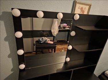 Abbildung: Schminktisch