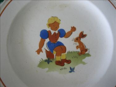 Abbildung: alter Teller mit Motiv aus Familien-Nachlass