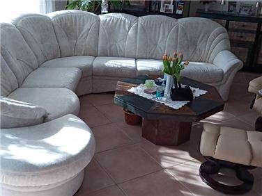 Abbildung: Elegante Sitzlandschaft von Hismolla