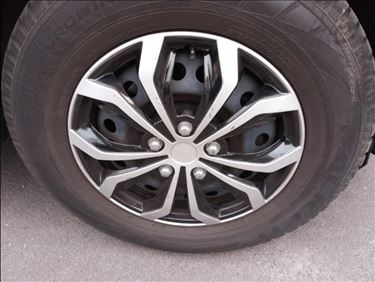 Abbildung: 7 Radkappen