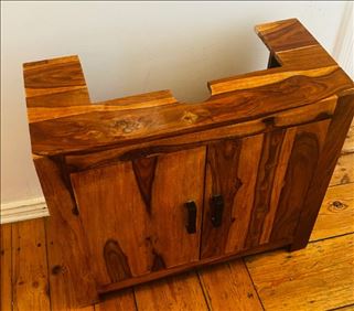 Abbildung: Waschtisch Unterschrank 71x32x62 cm zu verschenken 