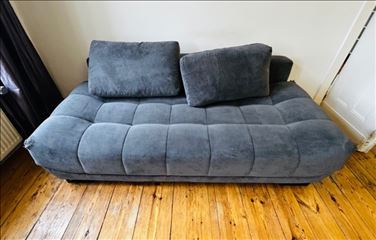 Abbildung: Schlafsofa klappbar grau 210x110x40 cm  zu verschenken 