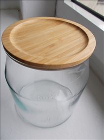 Abbildung: großes Vorratsglas mit Holzdeckel 3,3 l Fassungsvermögen