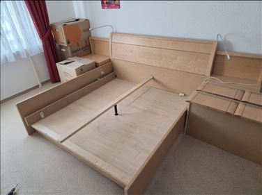 Abbildung: Bettanlage mit Bettkästen 