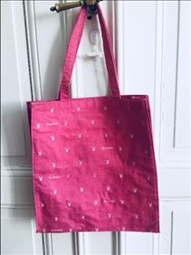 Abbildung: Playboy-Shopper