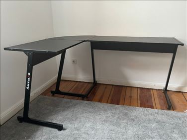 Abbildung: Arbeits-/Computer-/Ablage-Ecktisch