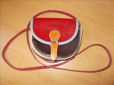 Abbildung: Kleines farbenfrohes italienisches Echtleder-Täschchen