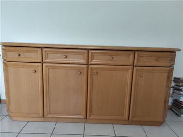 Abbildung: Sideboard und TV Tisch 