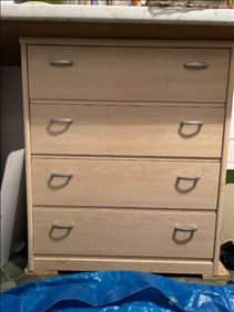 Abbildung: 2 Kommoden