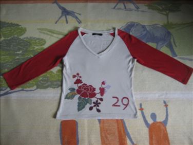 Abbildung: Bw-Shirt Gr. 34 Zero, wenig getragen