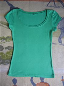 Abbildung: 3 Shirts Gr. 34/36, edc by Esprit, Venice Beach,H + M