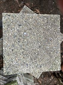 Abbildung: 20 Waschbetonplatten