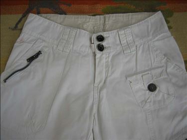 Abbildung: 2 Hosen Gr. 34 regular edc by Esprit